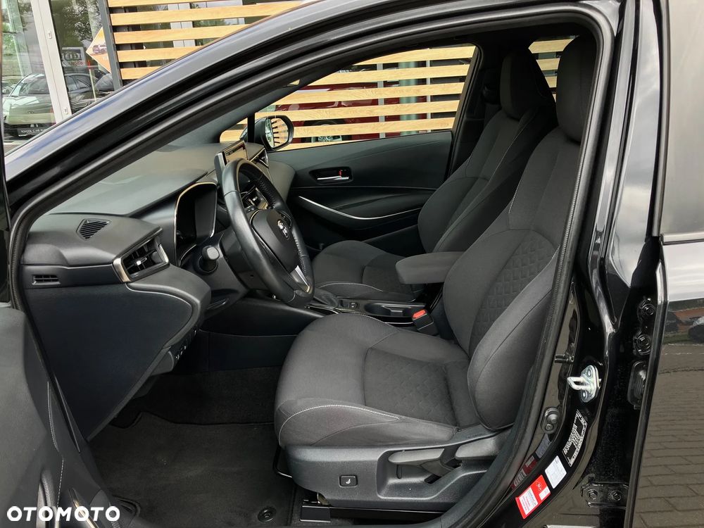 Toyota Corolla 2.0 Hybrid Comfort - 34