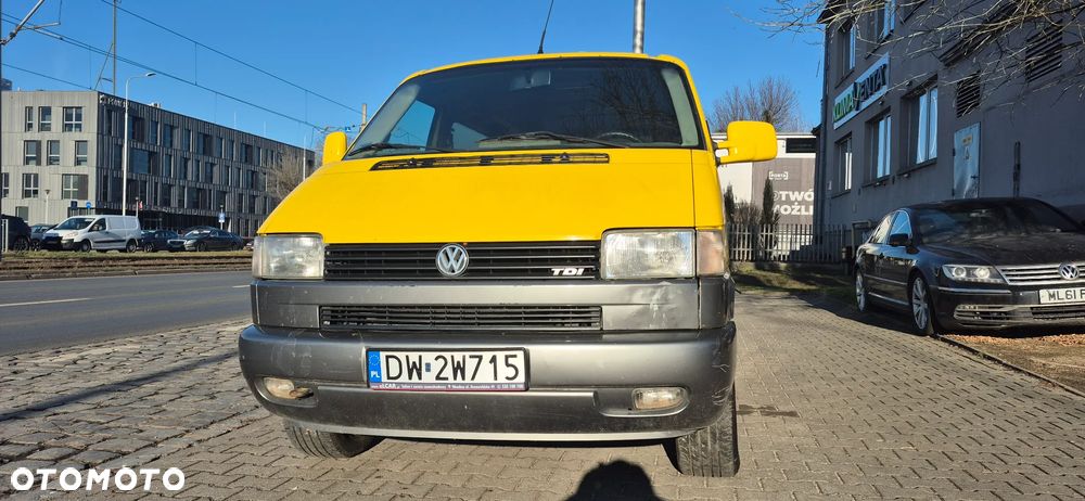 Volkswagen Multivan D - 24