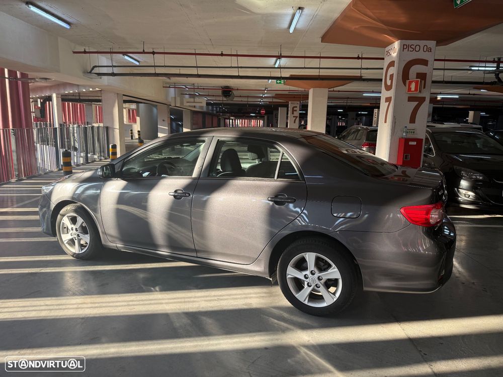 Toyota Corolla 1.4 D-4D Sol+PM - 9