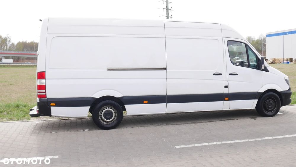 Mercedes-Benz SPRINTER - 3