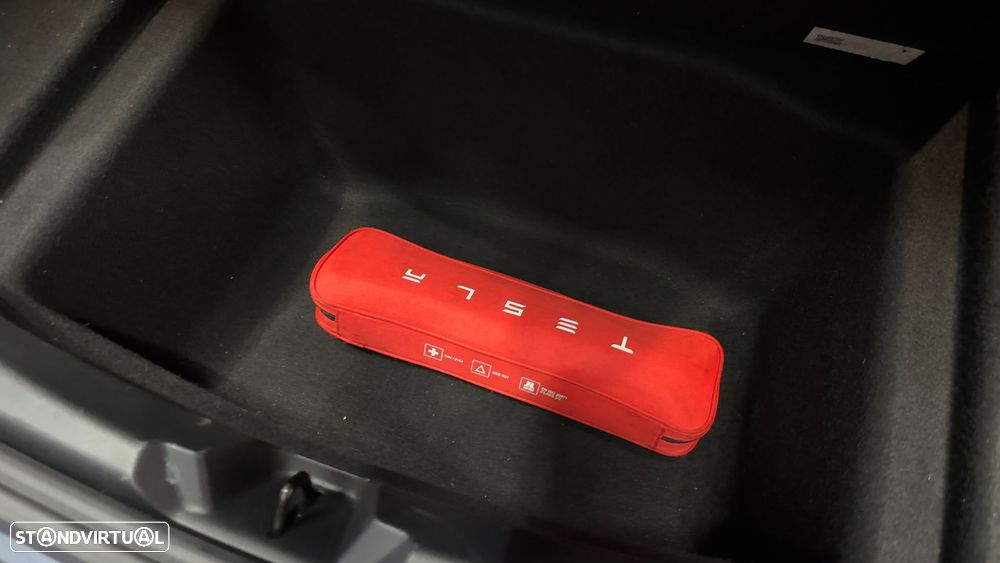 Tesla Model 3 Long Range Tração Integral - 34