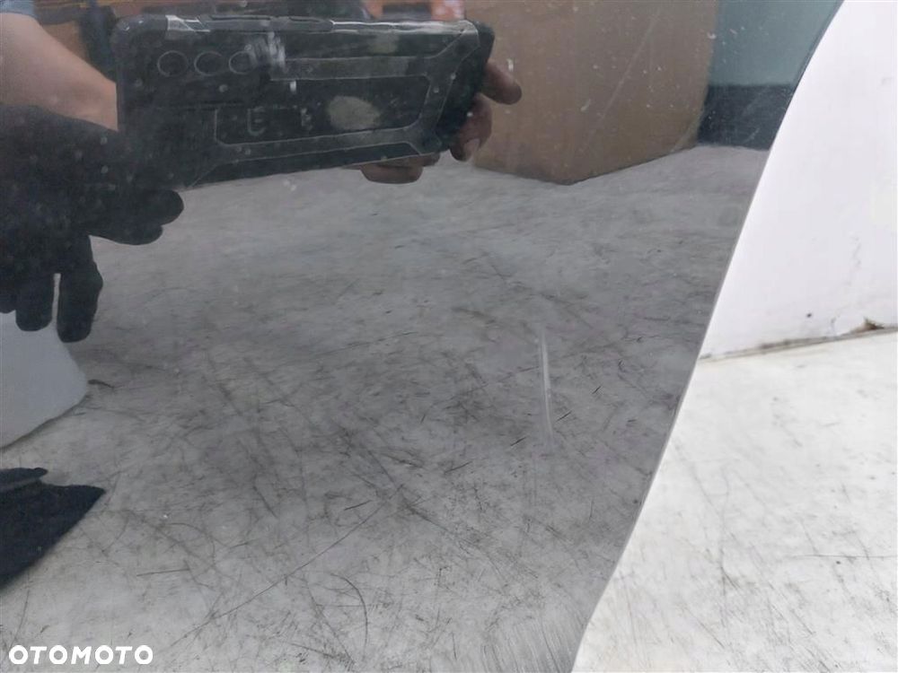 Klapa tył tylna VW Polo IV 2001-2005  LAK:L041 1 LAKIER - 6