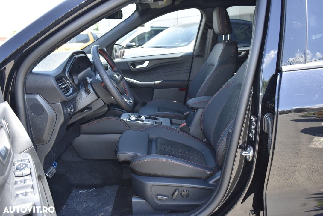 Ford Kuga - 17