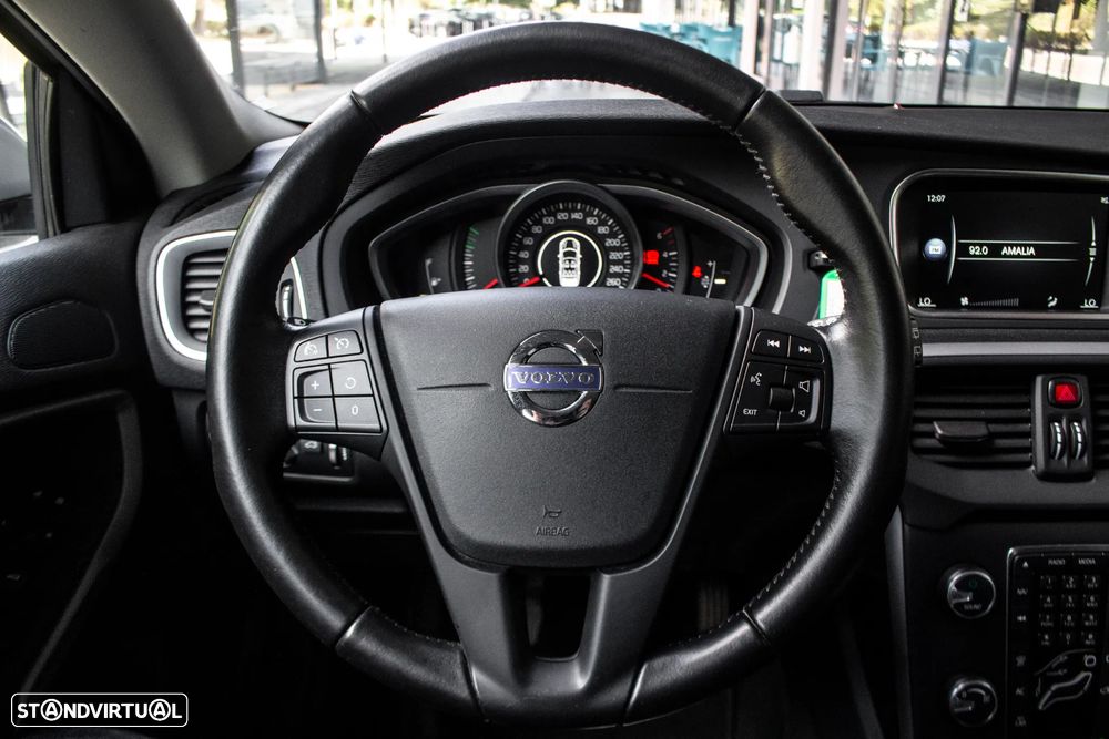 Volvo V40 D2 Kinetic - 12