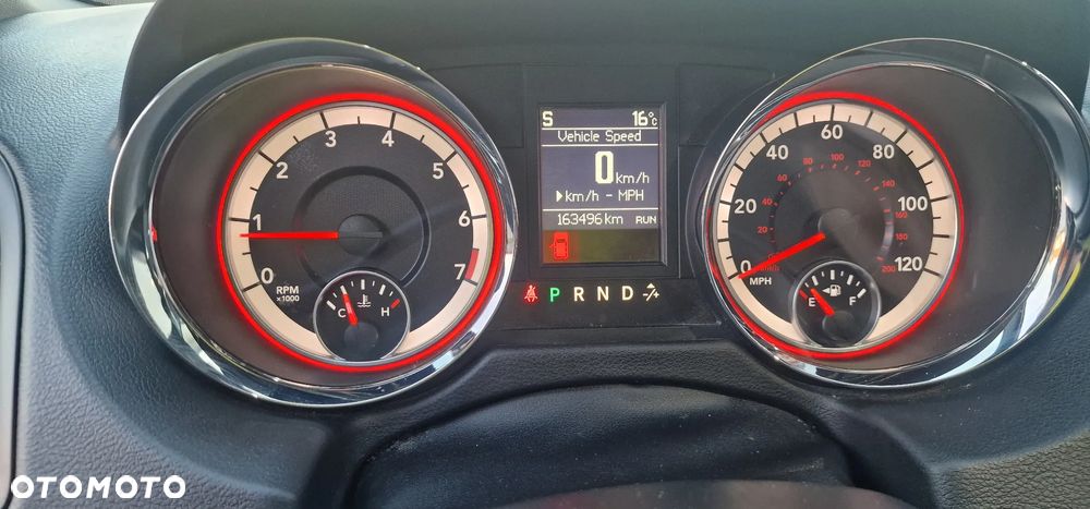 Dodge Grand Caravan - 13
