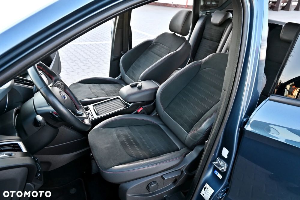 Ford Kuga 2.0 TDCi AWD ST-Line - 24