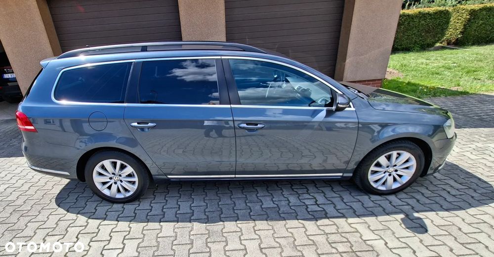 Volkswagen Passat 2.0 TDI Comfortline DSG - 10