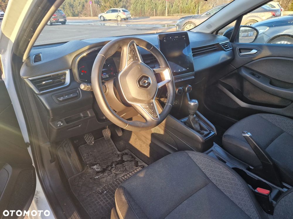 Renault Clio - 8