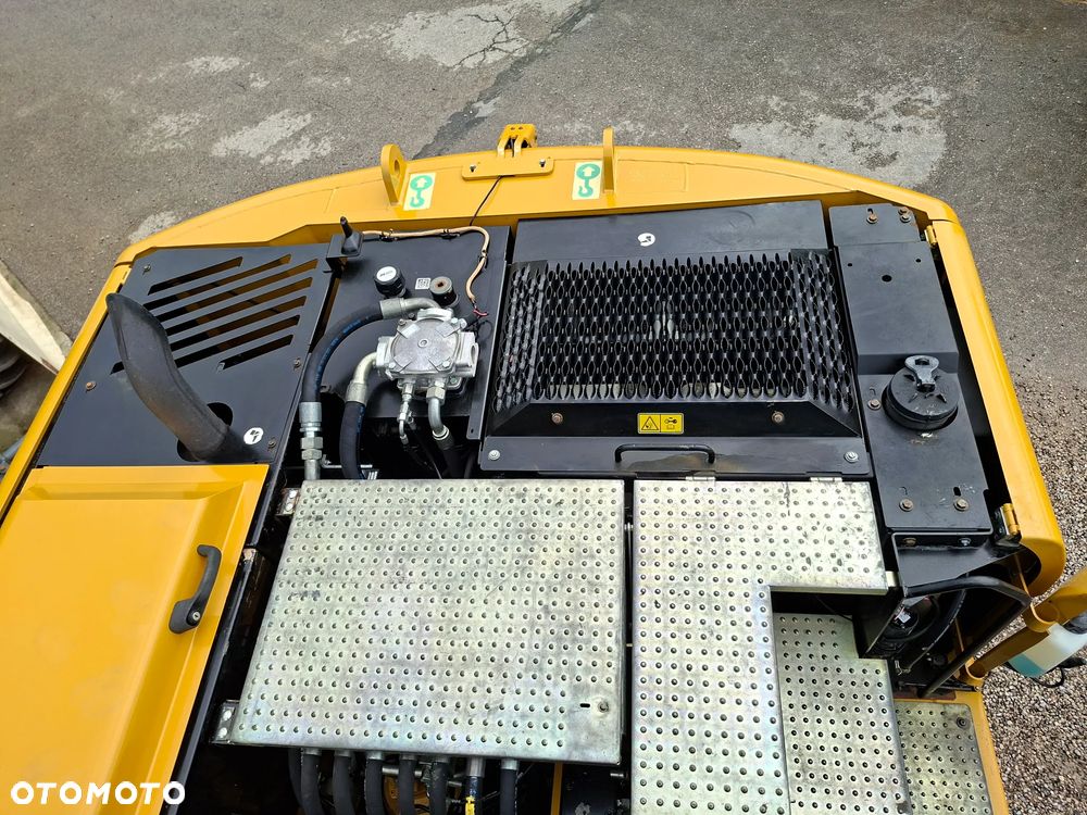 Caterpillar CAT M 315 D - 14