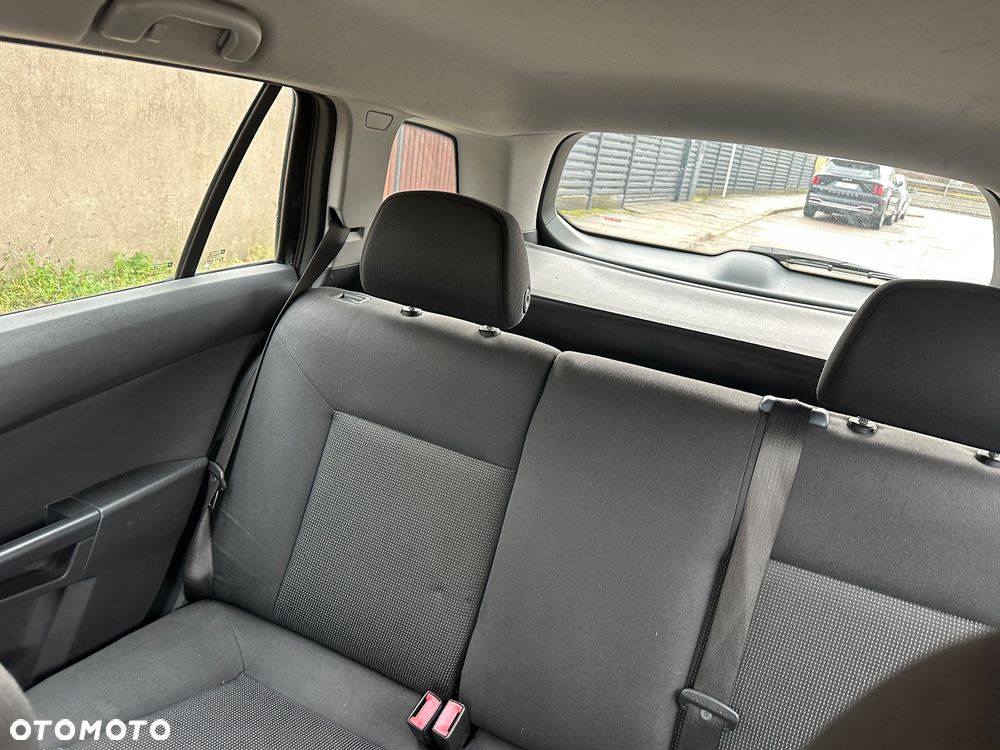 Opel Astra 1.7 CDTI DPF Design Edition - 18