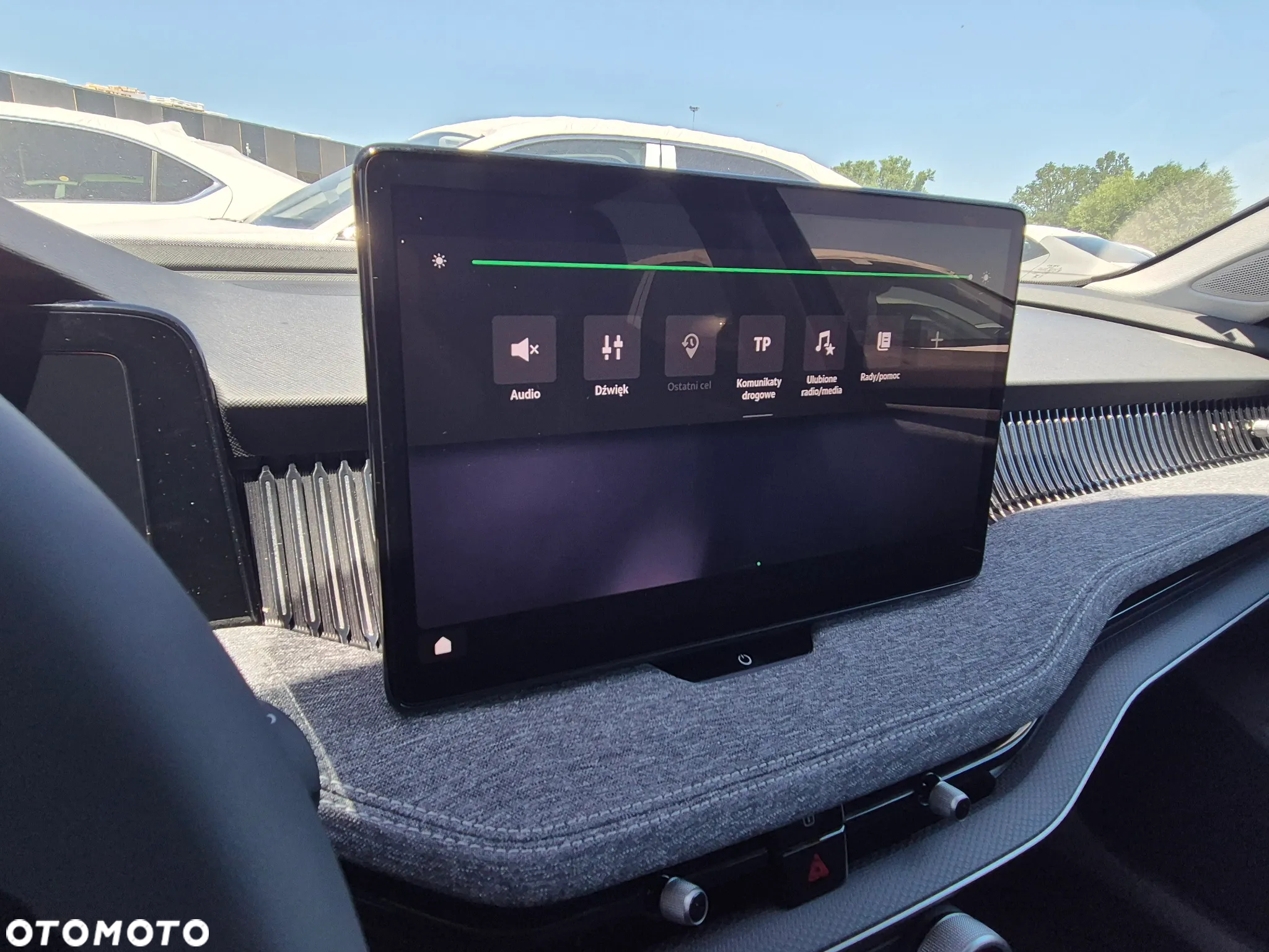 Skoda Superb 2.0 TSI Selection DSG - 17