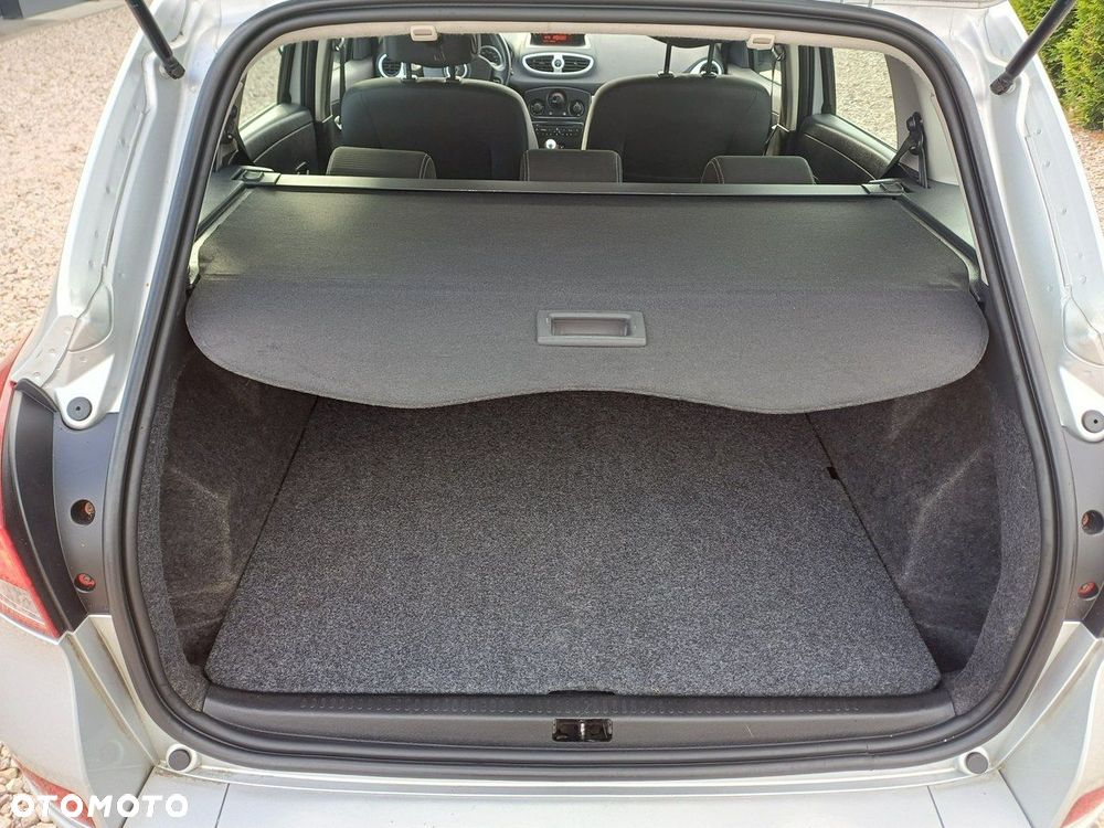 Renault Clio - 14