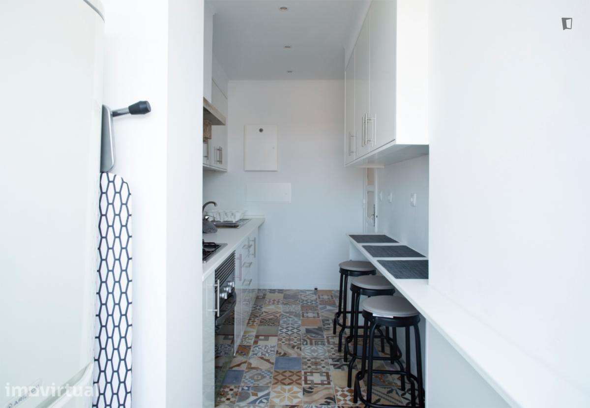 Apartamento com 3 quartos - localizado em Campolide Lisbon - Grande imagem: 2/17