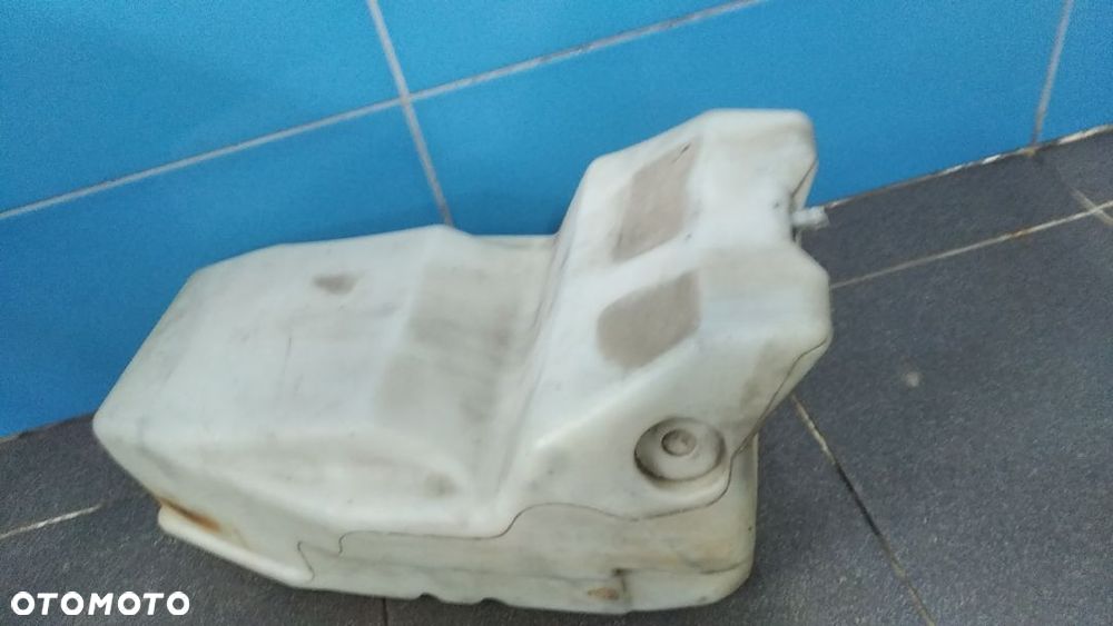 Zbiornik spryskiwaczy Mercedes Atego A9738690120 - 1