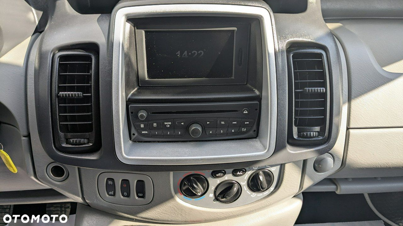Opel Vivaro - 22