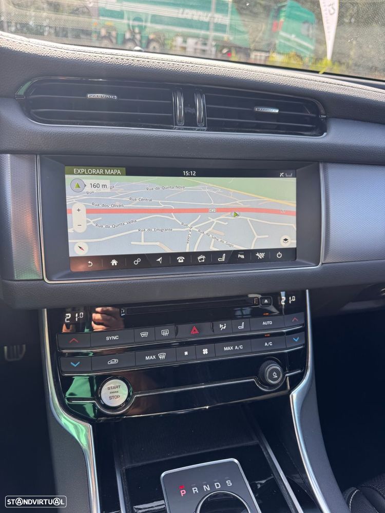 Jaguar XF 20d Aut. R-Sport - 12