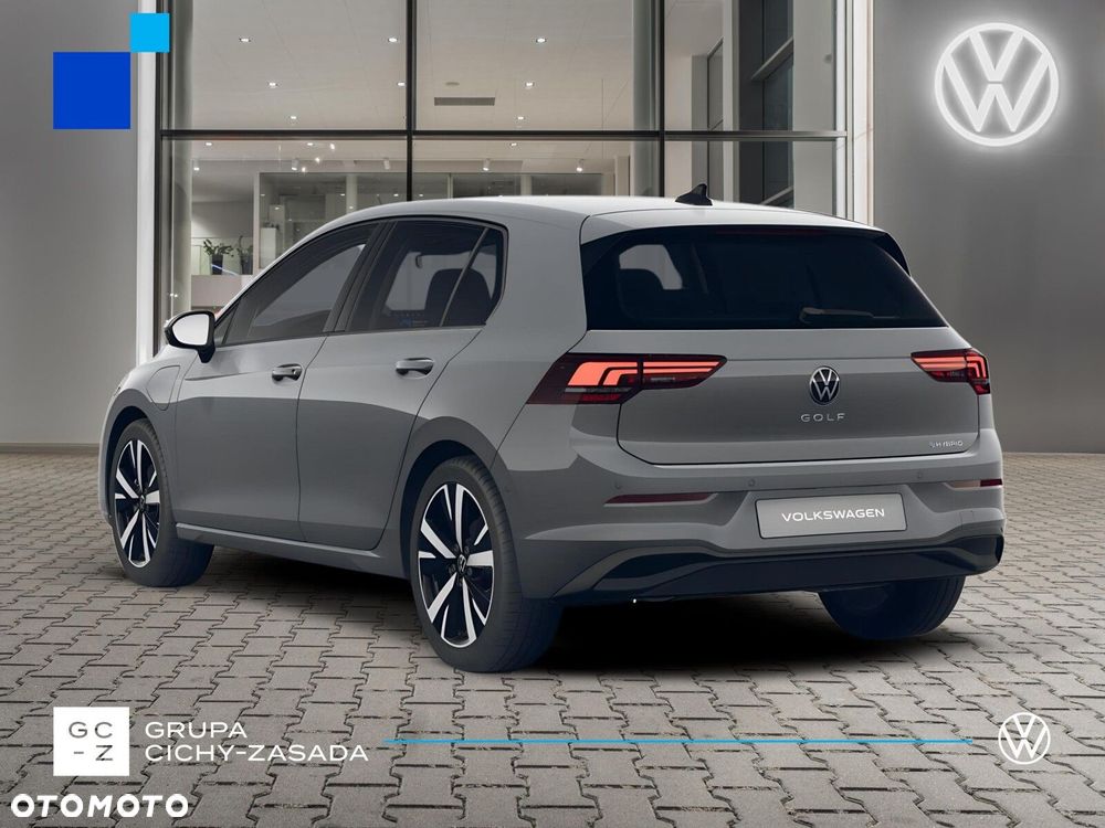 Volkswagen Golf 1.5 TSI EHybrid PHEV 150kW Style DSG - 4