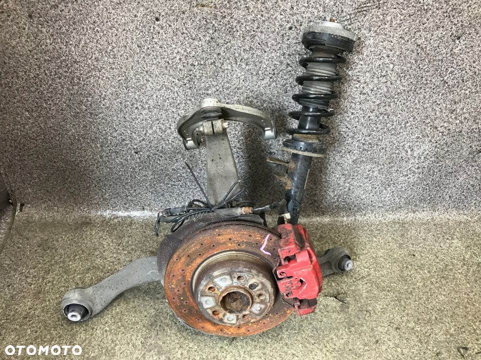BMW F11 F10 zwrotnica mcperson lewy przod 2.0D KPL