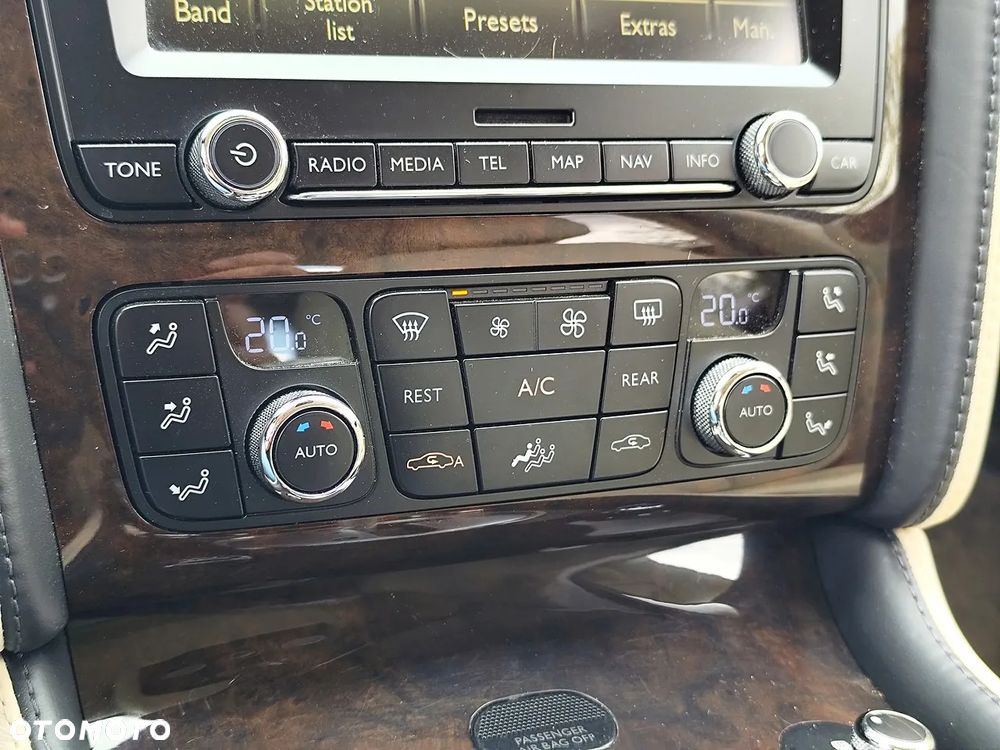 Bentley Flying Spur Speed - 25