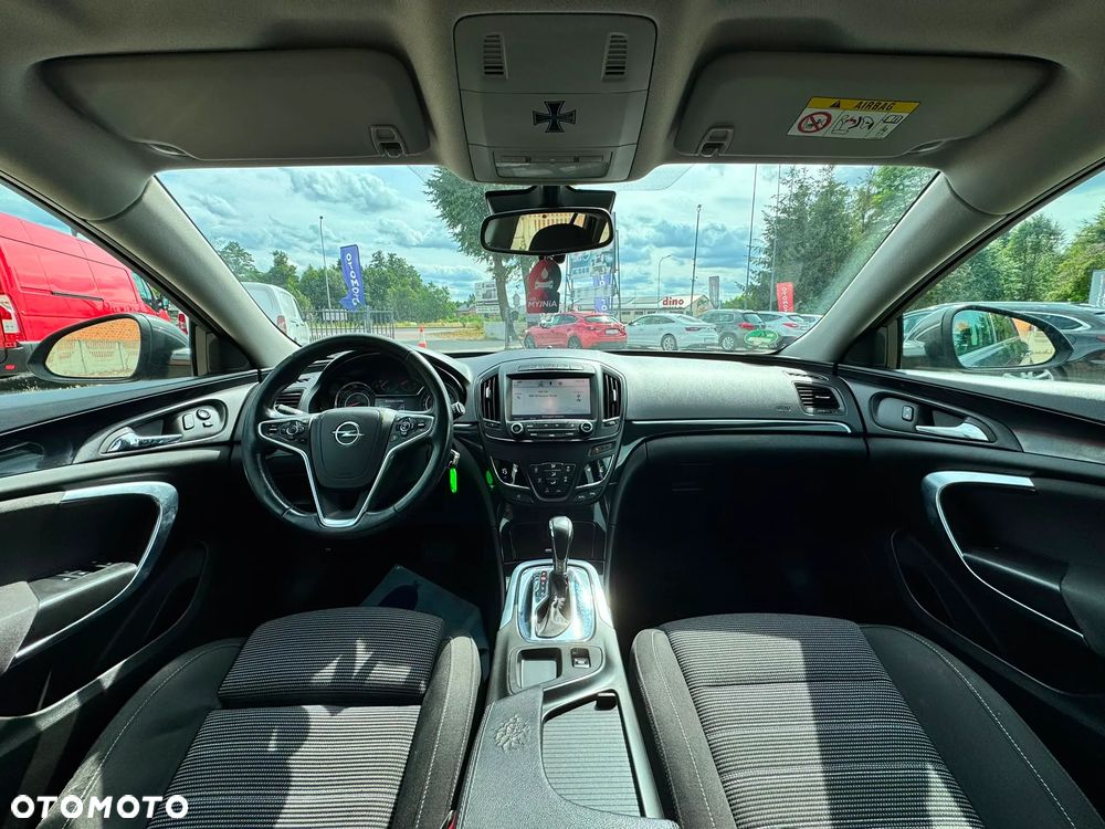 Opel Insignia - 17