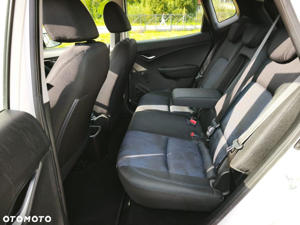 Hyundai ix20 - 12