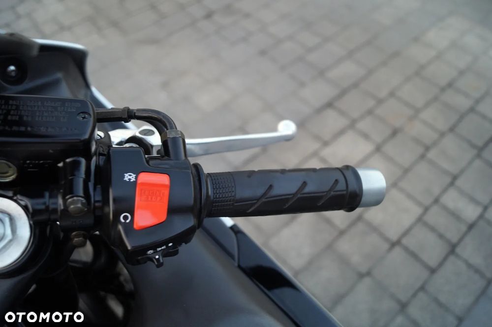 Honda CBR - 13