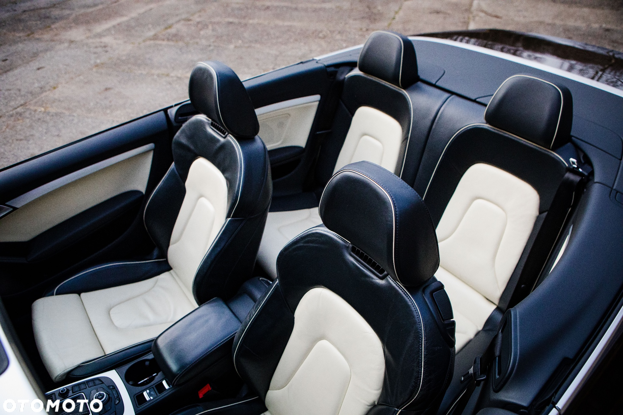 Audi A5 Cabrio - 12