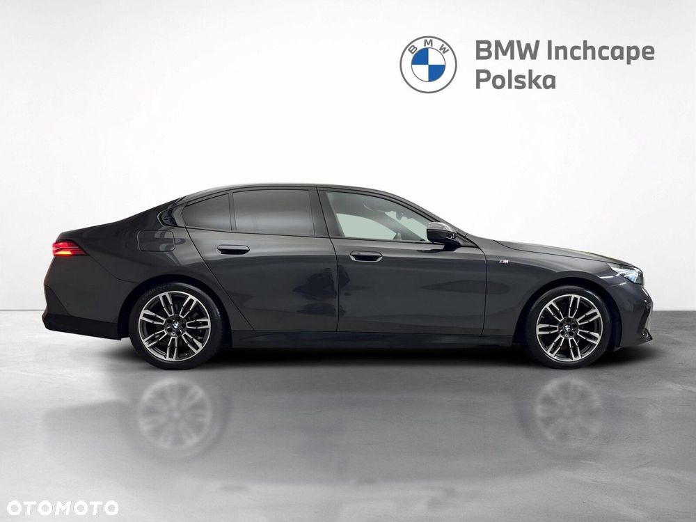 BMW Seria 5 520d xDrive mHEV M Sport - 7