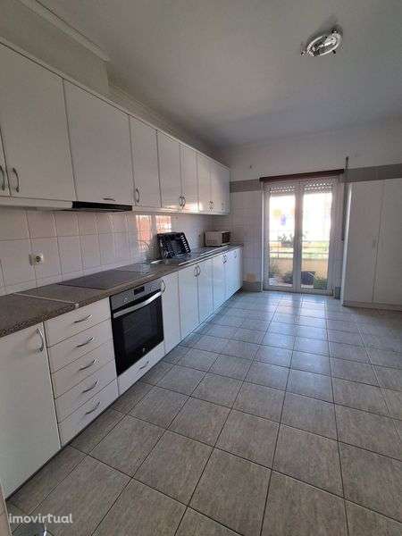 Apartamento T2 Leiria - Grande imagem: 4/7