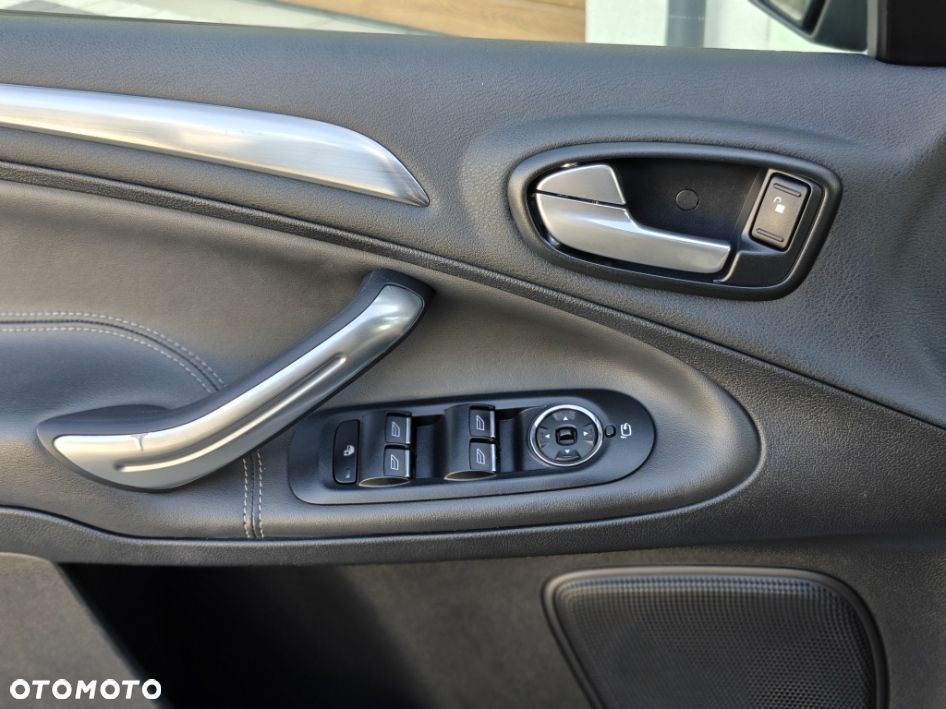 Ford S-Max 2.0 TDCi DPF Titanium X - 17