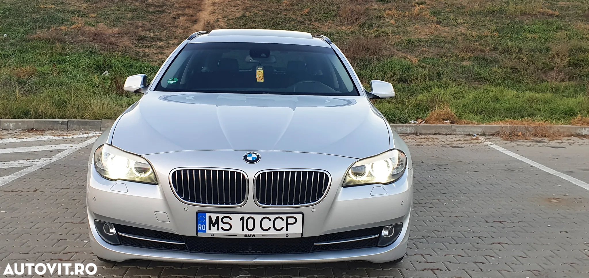 BMW Seria 5 525d Touring Sport-Aut. - 10