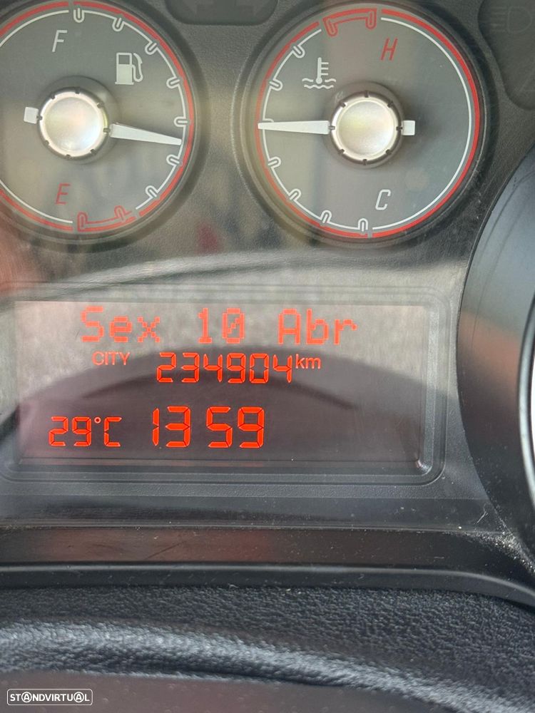 Fiat Punto 1.3 M-Jet Easy S&S - 7