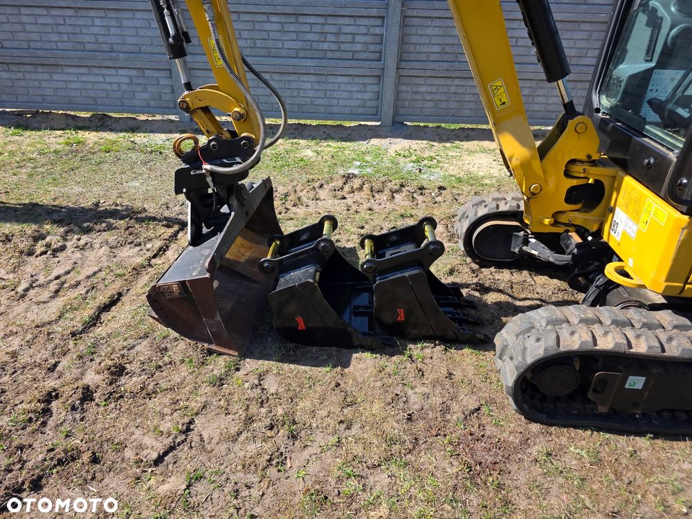 Caterpillar 301.8 (500 mth) jak nowa! 2023 ROK / 3 łyżki / rozsuwane podwozie - 3