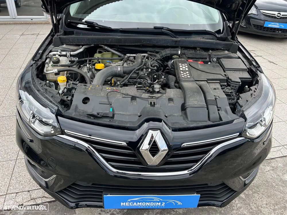 Renault Mégane ENERGY TCe 130 EDC LIMITED - 27