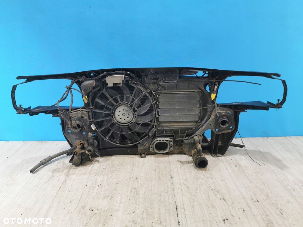 Audi A4 B7 wzmocnienie pas chłodnice 1.8 T Benzyna - 2