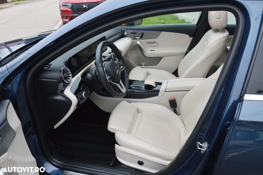 Mercedes-Benz A 180 Sedan 7G-DCT Lim. Special Edition - 29