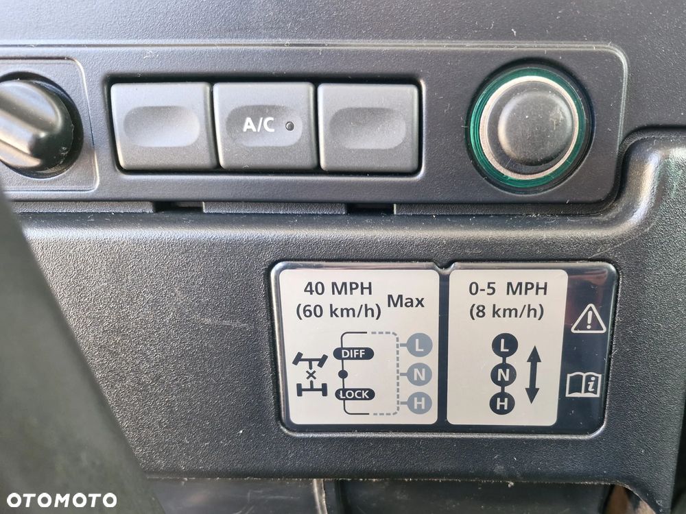 Land Rover Defender 2.2 TD4 E - 20