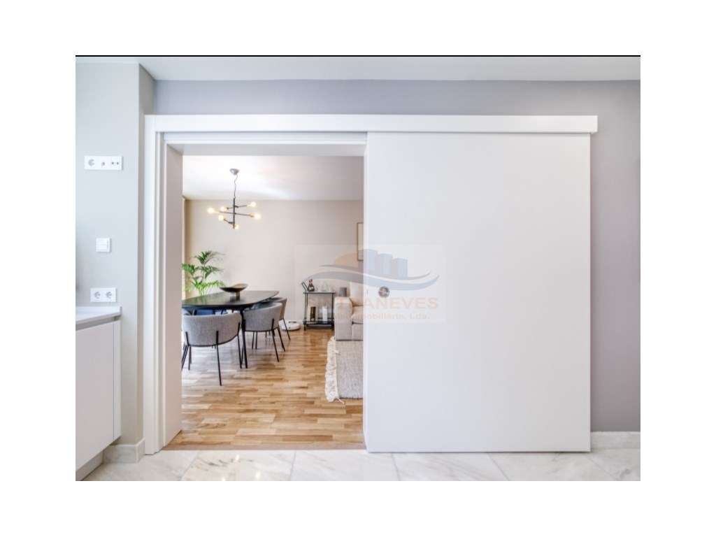 Apartamento T3 Boutique no 8 andar da Avenida 5 de Outubro com Suít... - Grande imagem: 5/12