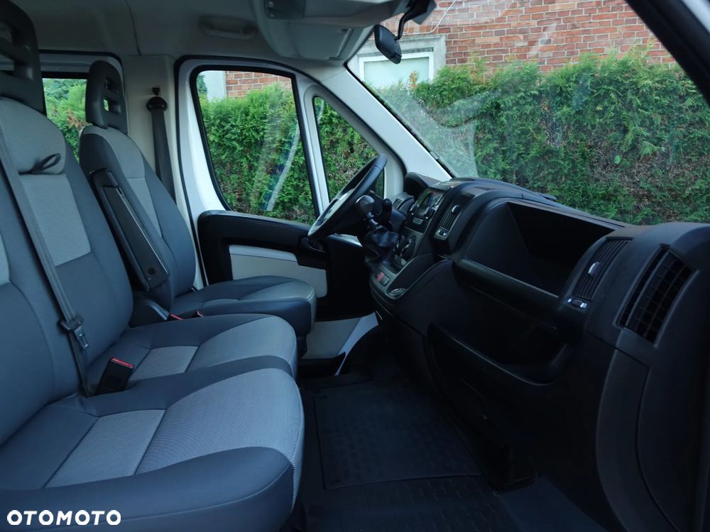 Fiat Ducato 2.3 130KM 7-osobowy DOKA brygadówka skrzynia ładunkowa - 9