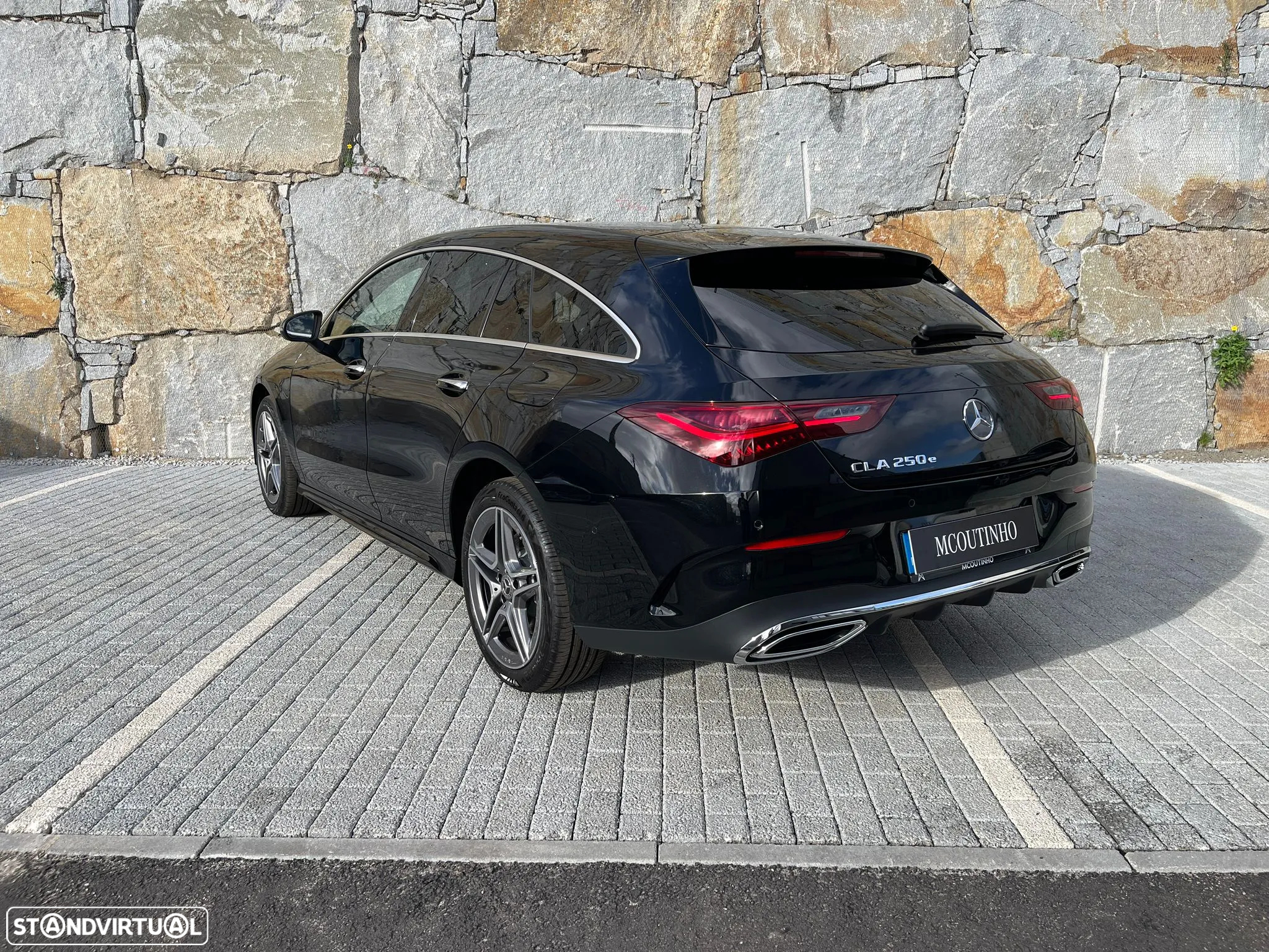 Mercedes-Benz CLA 250 e - 5