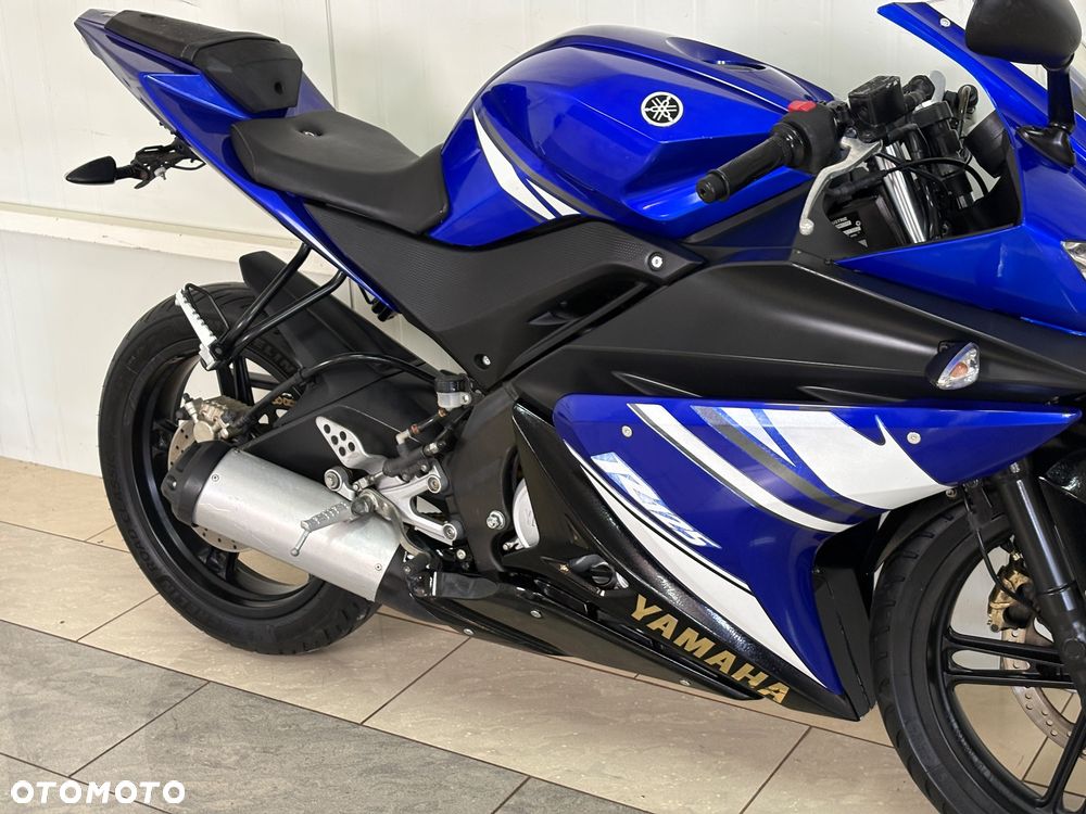 Yamaha YZF - 9