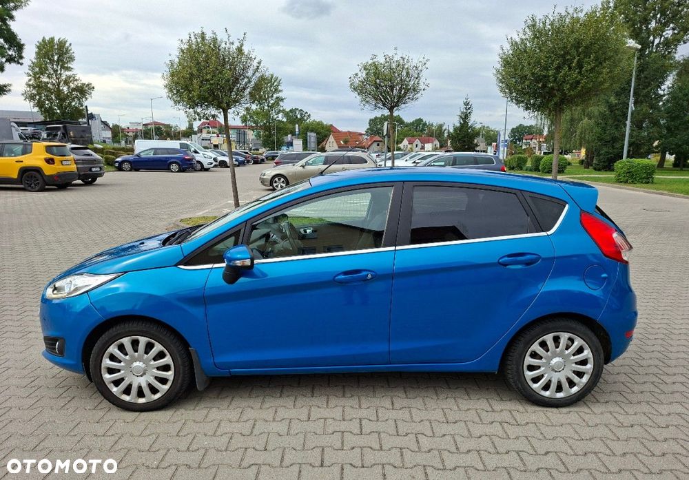 Ford Fiesta - 10
