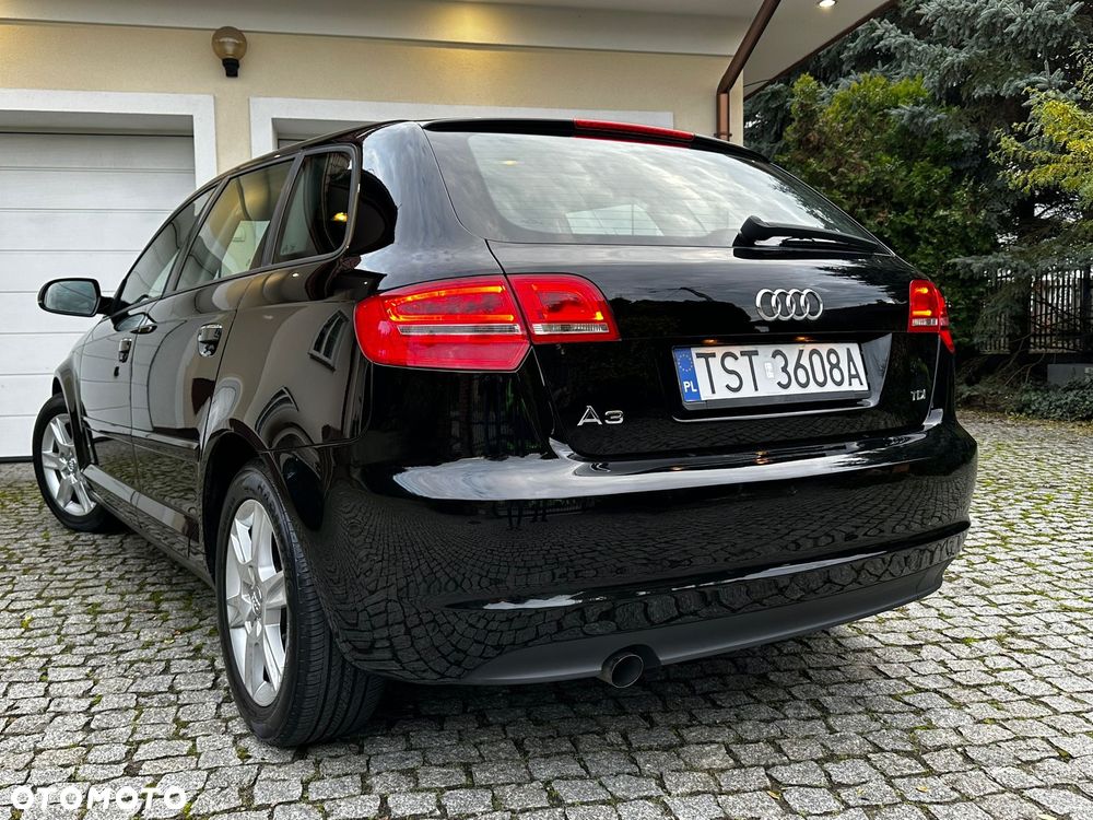 Audi A3 Sportback 1.6 TDI Ambiente - 7