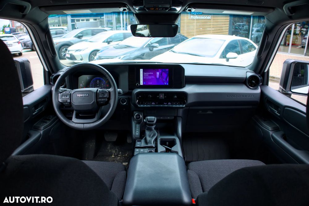 Toyota Land Cruiser - 17