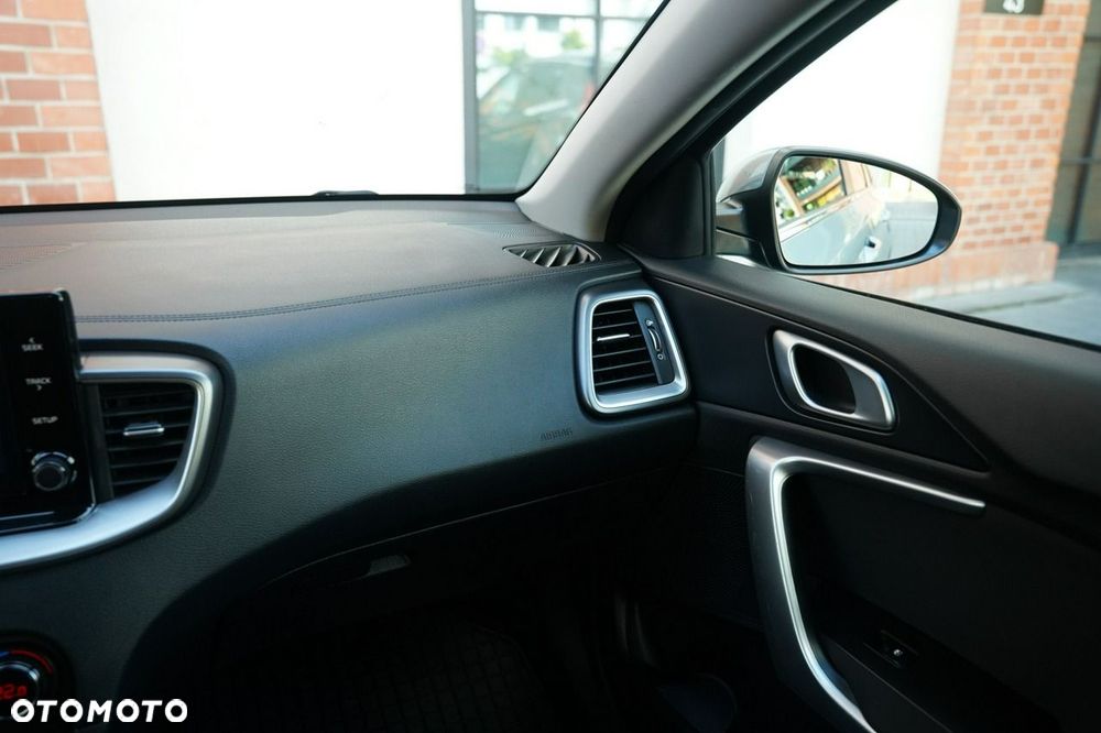 Kia Ceed 1.4 T-GDI M DCT - 20