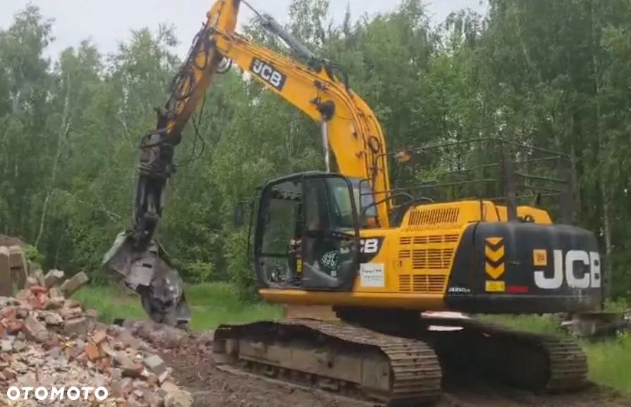 JCB JS 260 - 1
