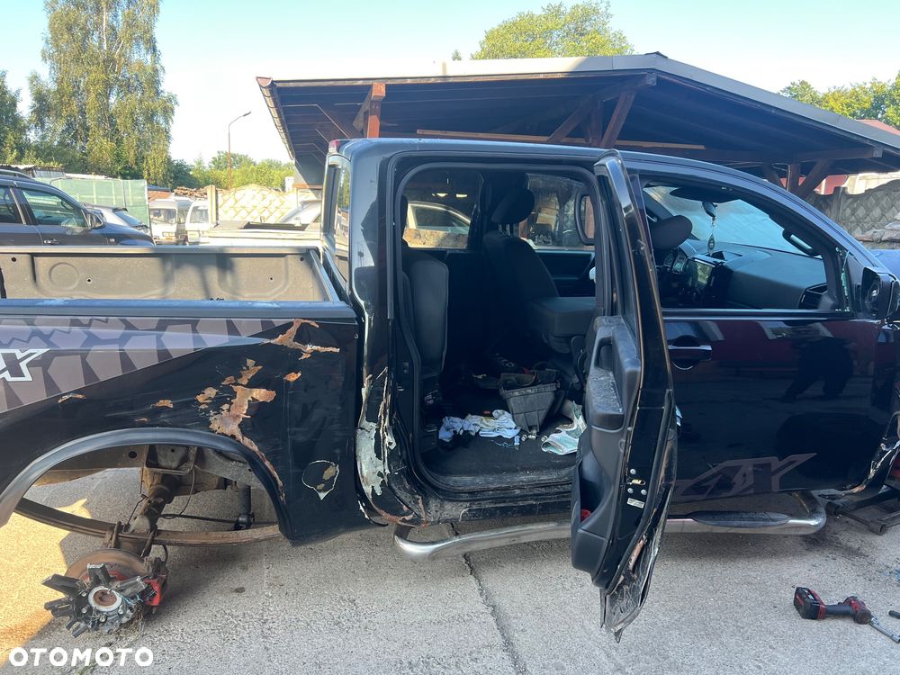 Kolumna kierownicza Nissan titan 5.6b v8 - 5