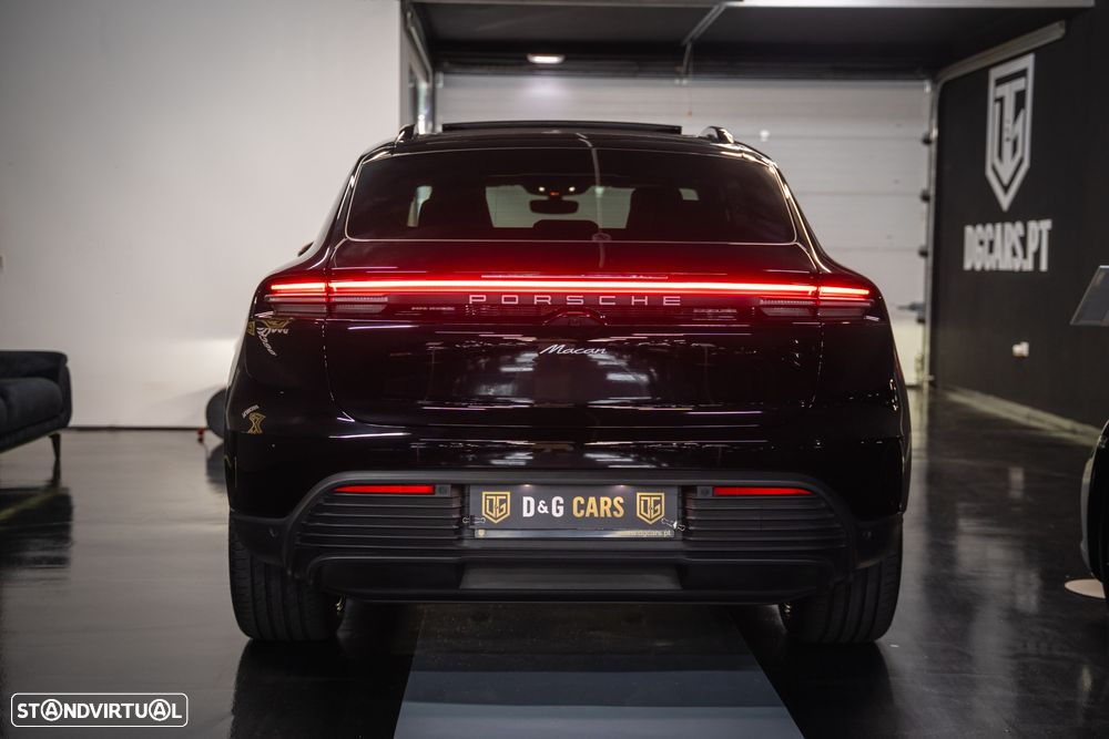 Porsche Macan Electric - 3