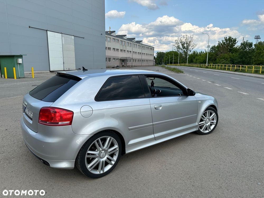 Audi S3 2.0T FSI Quattro - 4