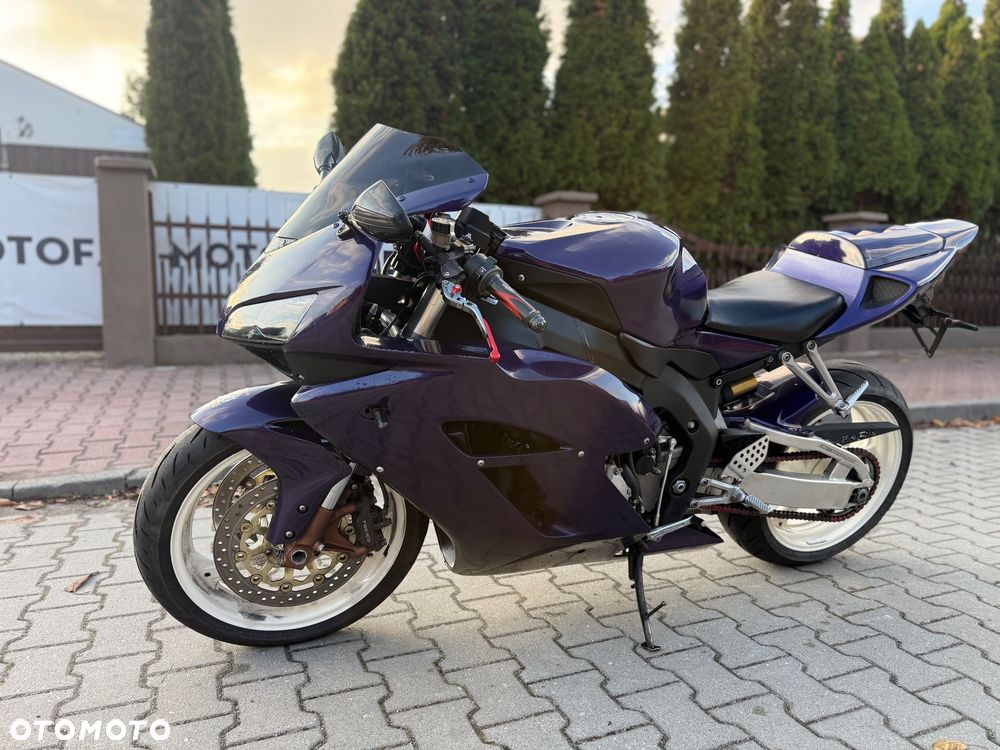 Honda CBR - 21